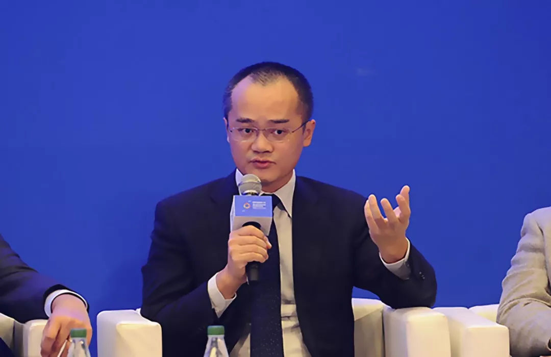 老板老总评价_老总坐老板椅图片(3)