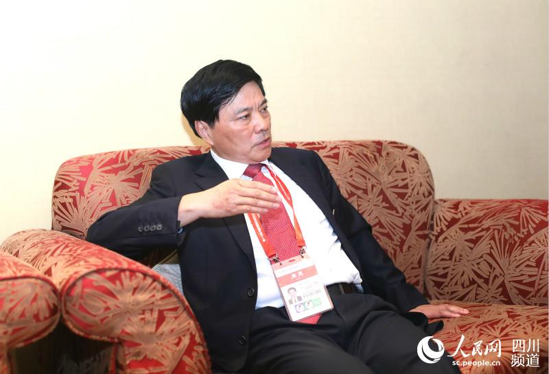 川投老总_老总办公室图片