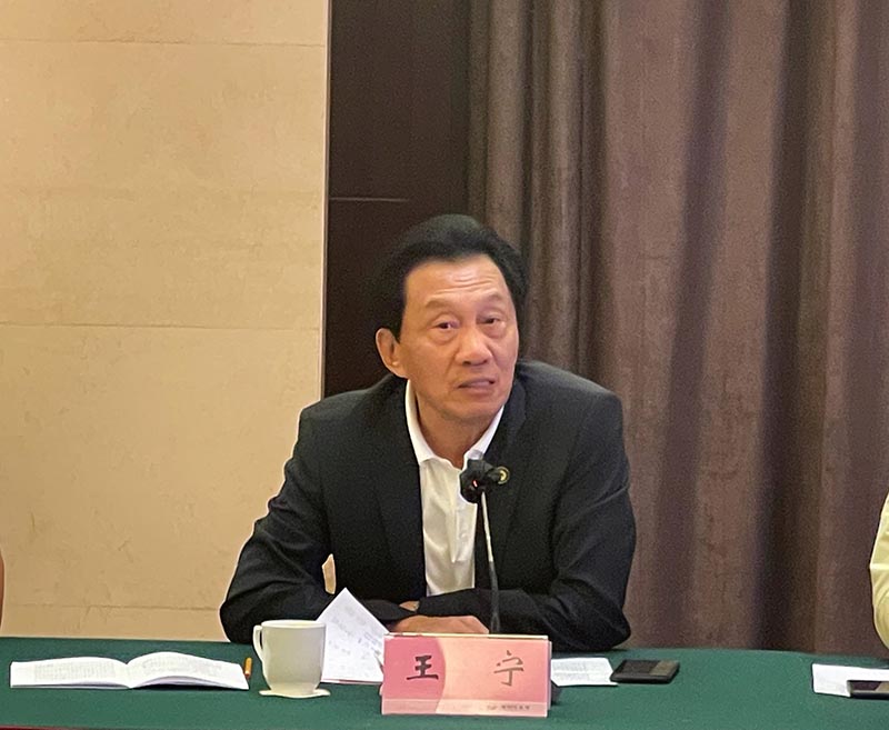 王宁出席濮阳大数据生态园项目合作座谈会